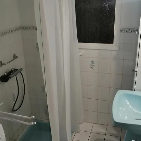 Maison A Proche Plage, Animaux Admis - Fr-1-823-34