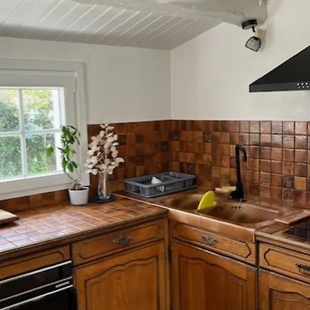 Maison A Proche Plage, Animaux Admis - Fr-1-823-34 Semesterbostad